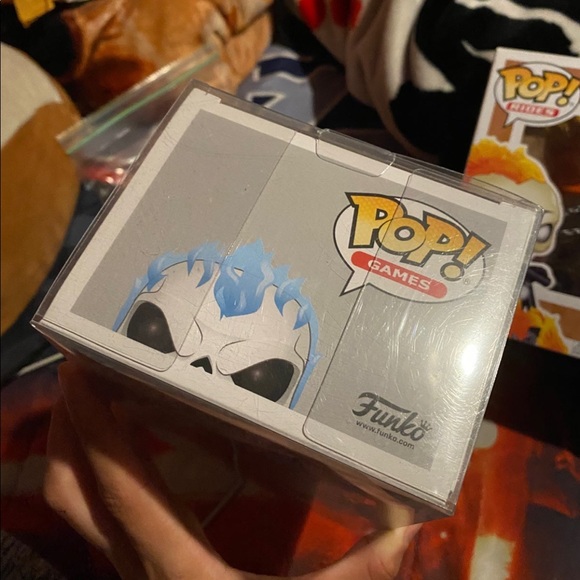 Gamerverse :: Spirit Spider Funko Pop #467 - Picture 3 of 4